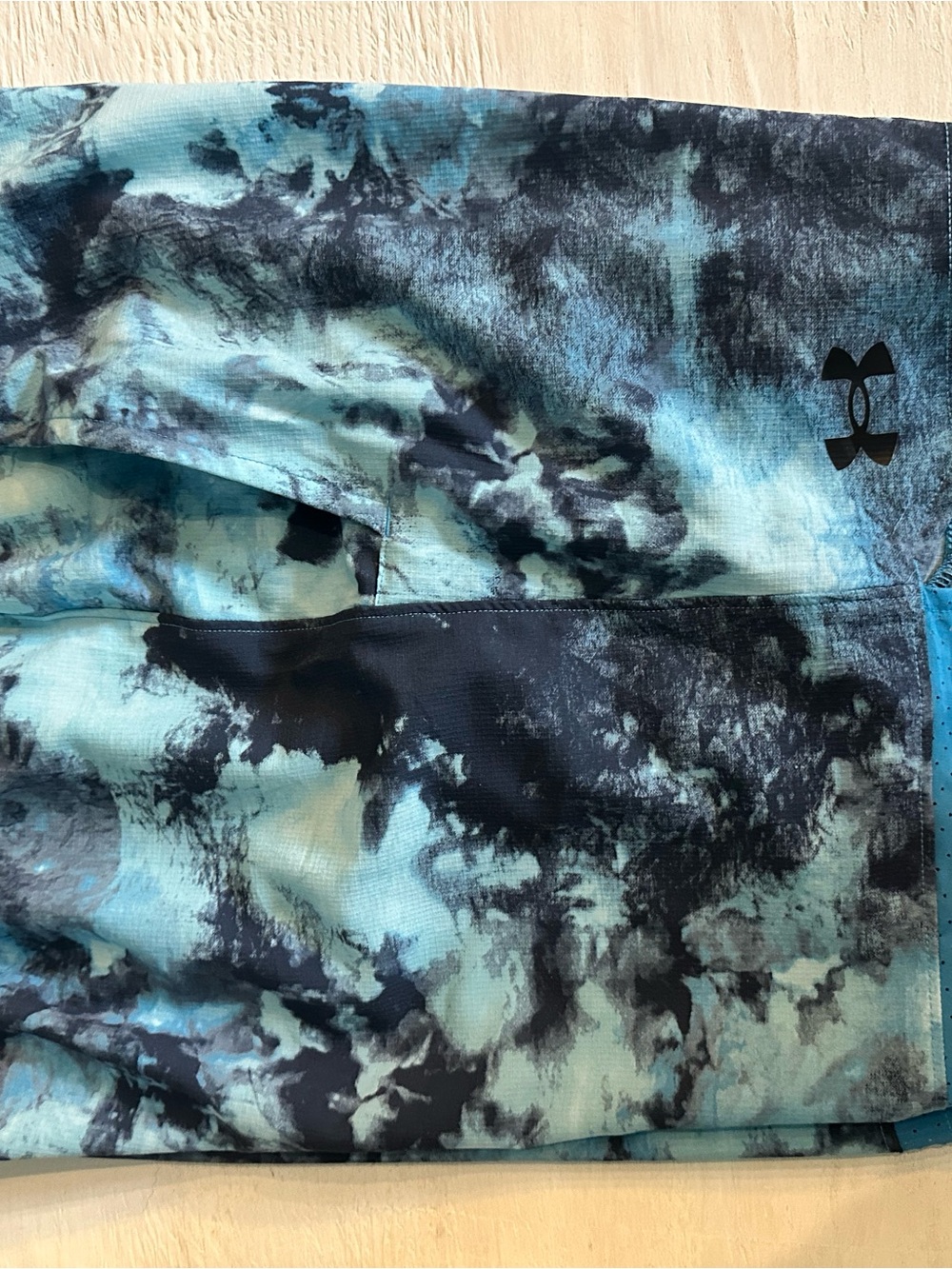 Under Armour UA Vanish Woven 6-Inch Printed Shorts - Tie Dye Blue - Picture 4 of 8